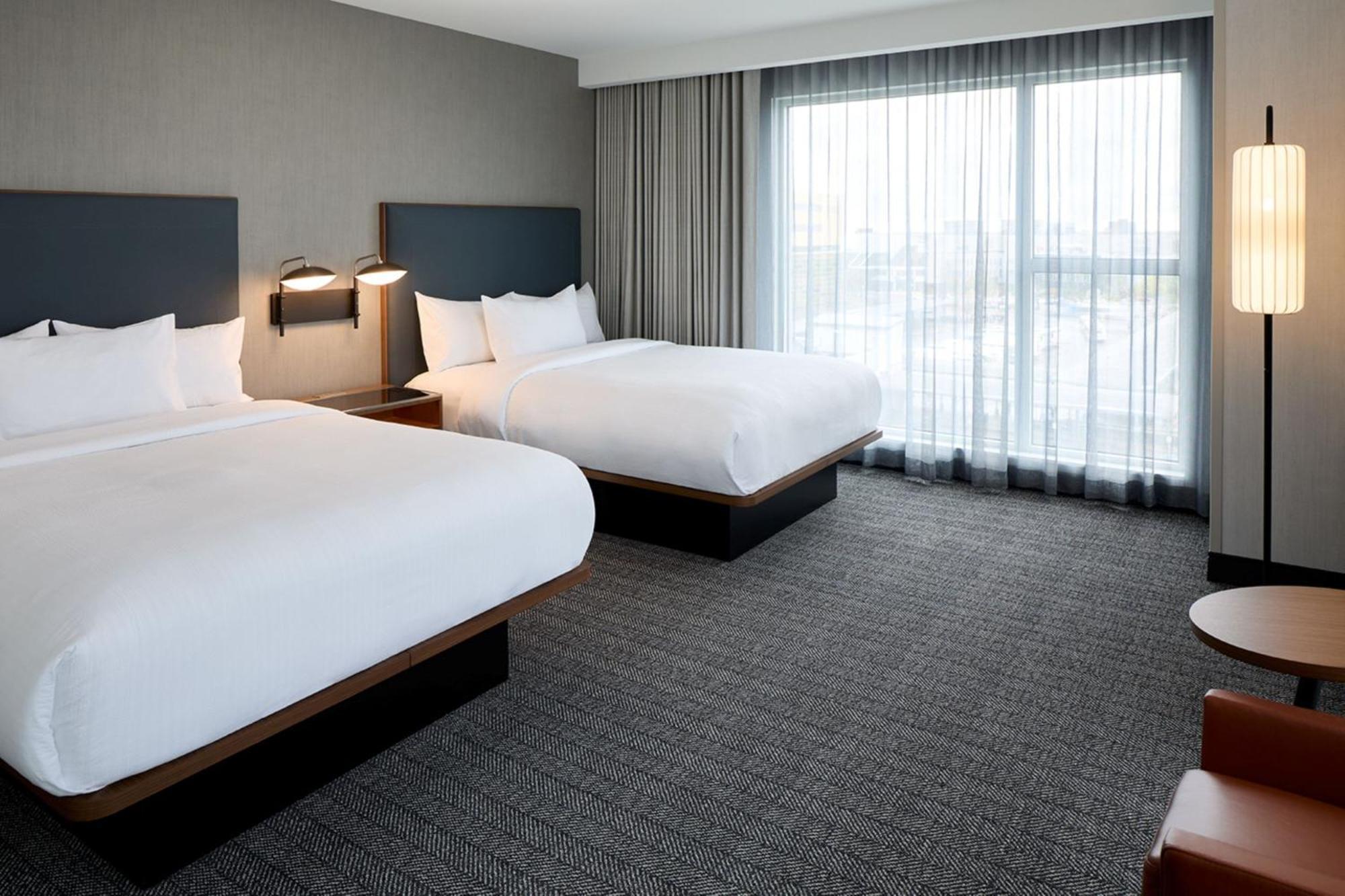 Hotel Courtyard By Marriott Montreal Laval Extérieur photo